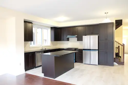 NEW SEMI-DETACHED HOUSE FOR RENT. FOUR BEDROOMS, 3.5 BATHROOMS, KITCHEN, LIVING ROOM, DOORS TO DECK,...