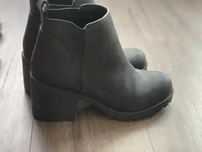 Black Ankle Boots – Dirty Laundry, Size 9.5 / EU 40.5, View more