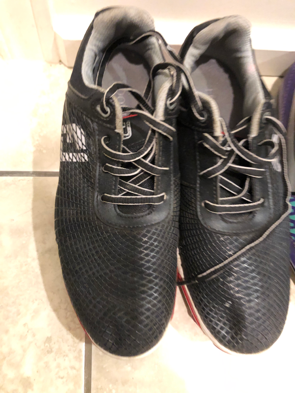 Various pairs (Sizes) of Soccer & Golf Shoes, Youth in Soccer in City of Toronto - Image 7