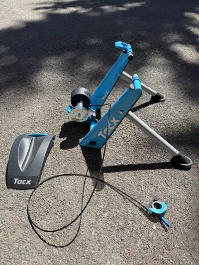 Tacx Blue Matic Basic Trainer, View more