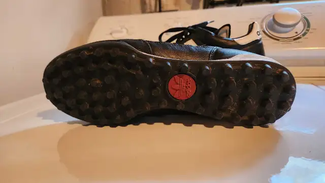 Adidas Copa Mundial turf shoes  in Soccer in Ottawa - Image 3