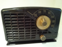 Vintage Philips P104 Tube Radio, 1950