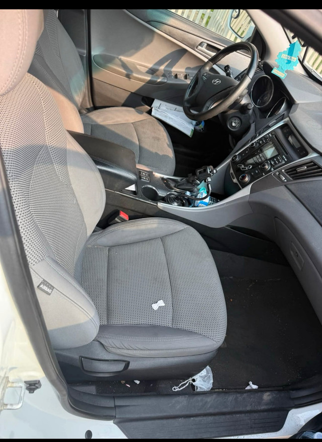 Hyundai Sonata dans Autos et camions  à Laval/Rive Nord - Image 4