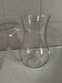 Glass water jug 