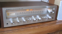 EXCELLENT QUALITY 1976 VINTAGE PIONEER SX-550 STEREO RECEIVER ++