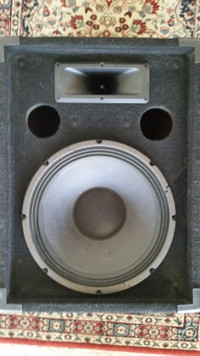 Yorkville Sound PA Speaker System and Stands