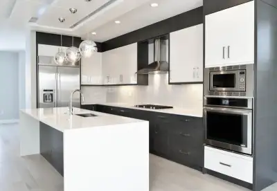 Don't miss our CANADIAN CABINET & COUNTERTOP SALE! Package includes: 10' x 10' MADE IN CANADA MDF Ki...