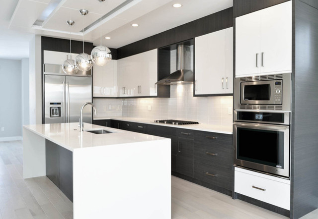 ULTRA CANADIAN KITCHEN CABINET & QUARTZ SALE+FREE  SINK in Floors & Walls in City of Toronto