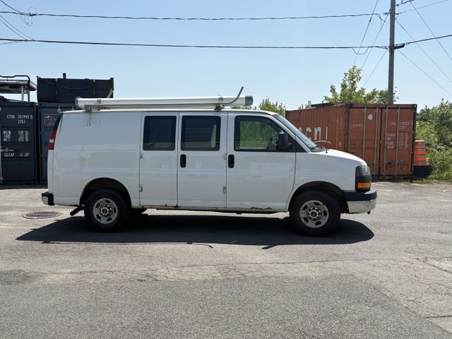 GMC Savana 2015