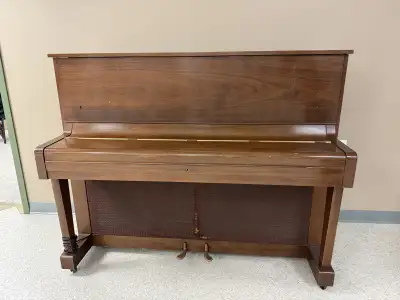 Yamaha U1 Japanese made upright piano, View more