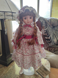 FIRST $20 TAKES IT - BRAND NEW Heritage Mint Porcelain Doll -