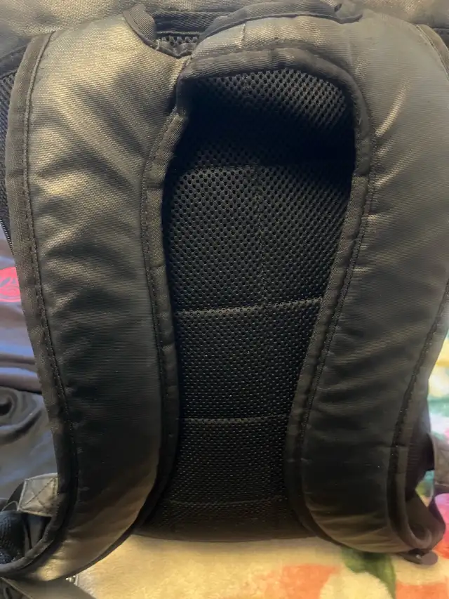 Airport Deals, Mississauga, Menswear, Size 13 in Men's in City of Toronto - Image 11