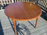 Solid Maple Table & Chairs