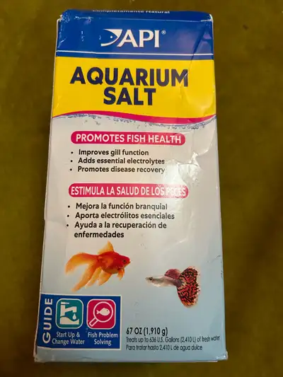 Enhance your aquarium with this 67 oz box of API Aquarium Salt, designed to promote fish health by i...