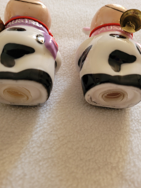 Cute Austria Cow Salt & Pepper Shakers in Kitchen & Dining Wares in City of Toronto - Image 2