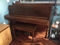 Yamaha M1A upright piano