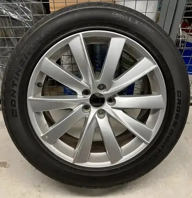 2016 - 2026 Volvo XC90 OEM Winter Wheel set / Ensemble d'hiver in Tires & Rims in City of Montréal - Image 2