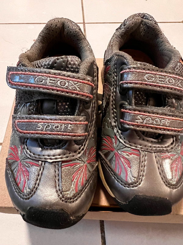Toddler shoes, Geox, size 4.5 or 21 in Clothing - 18-24 Months in Oakville / Halton Region