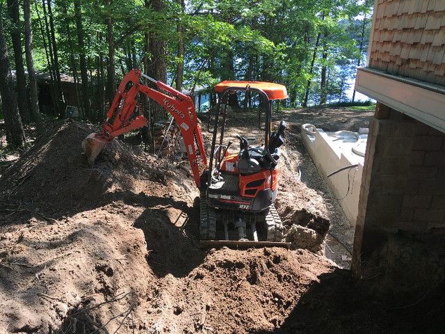 Mini excavator services in Excavation, Demolition & Waterproofing in Muskoka - Image 3