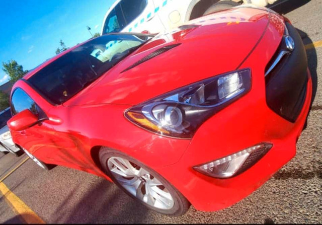 2013 hyundia genesis coupe in Cars & Trucks in Lloydminster