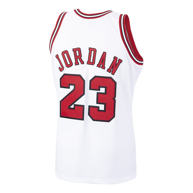 NEW Mitchell & Ness Michael Jordan Bulls Championship Jersey  L in Men's in Oshawa / Durham Region - Image 3