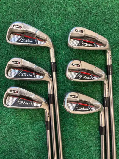 Women’s Titleist AP1 710 Golf Clubs - RH, View more
