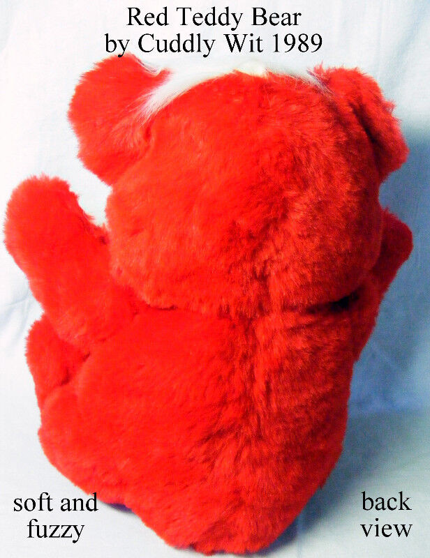 Vintage 14” sitting teddy bear, for Valentines, Christmas, love in Arts & Collectibles in City of Toronto - Image 4