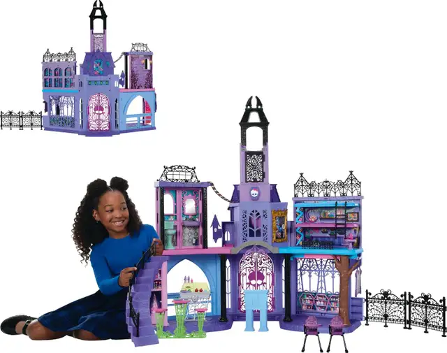Monster High Haunted High School Playset in Toys & Games in City of Halifax - Image 4