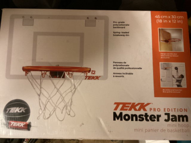 Tekk monster Jam pro edition basketball hoop in Basketball in Winnipeg - Image 3