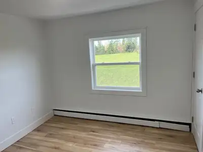 Beautiful 3-Bedroom, 2-Bathroom Apartment Available in Winsloe North Only serious renters, please. T...