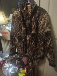 Large Huntshield camouflage mens jacket like new