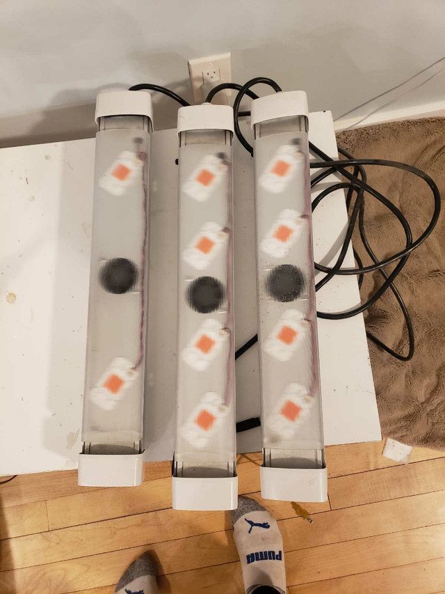 Set of 3 led grow lights 2 x 400w 1 x 200w in Other in Peterborough