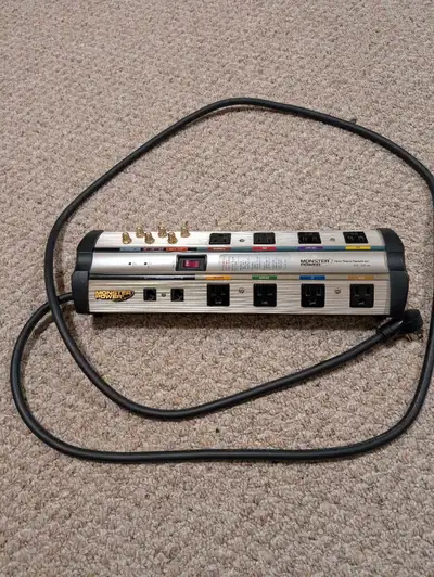 Monster power bar HTS 1000 In perfect working order.