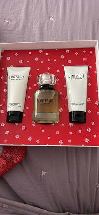 Givenchy case perfum lotion and oil 