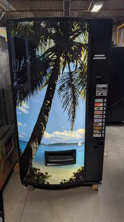 Vendo Pop Machine Refurbished/ everything works and the machine gets cold Original coin mech include...