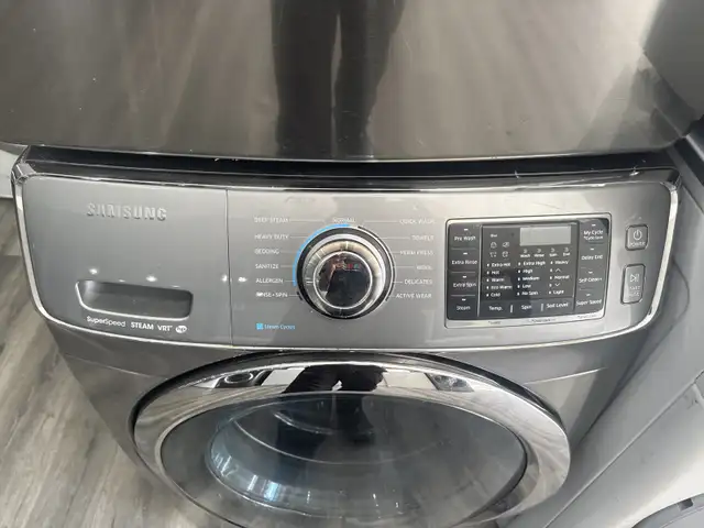 27 inch Samsung washer dryer front load combo  in Washers & Dryers in Hamilton - Image 3