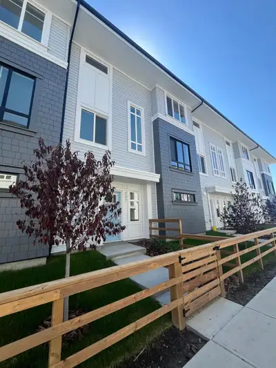 Brand new Town House - Two bed, Two bath available from Oct 15th, 2025. Belmont Community, Double Ga...