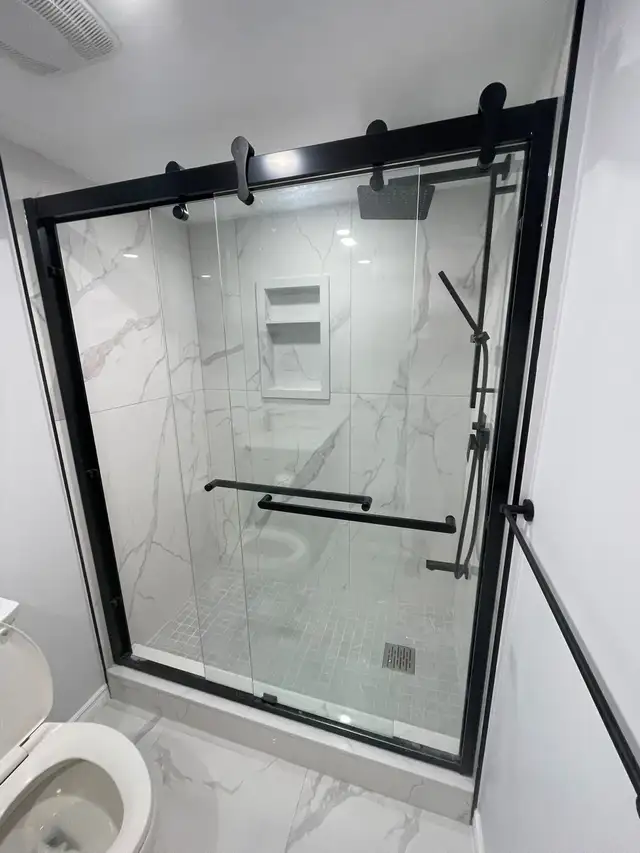 One Walkout Basement Apartment for Rent in Long Term Rentals in City of Toronto - Image 5