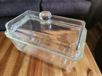 ANTIQUE clear glass bread loaf cookware w/lid (by WESTINGHOUSE)