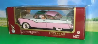Modèle Road Legends Diecast...De ma collection...Ford Fairlane Crown Victoria 1955 absolument comme...