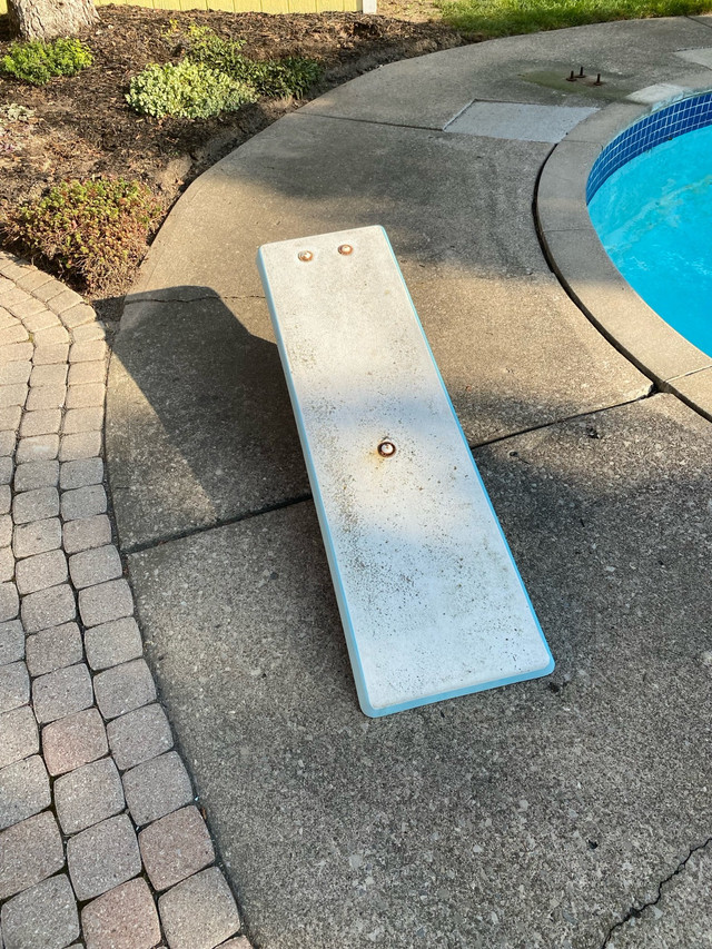 Pool diving board in Hot Tubs & Pools in St. Catharines - Image 2