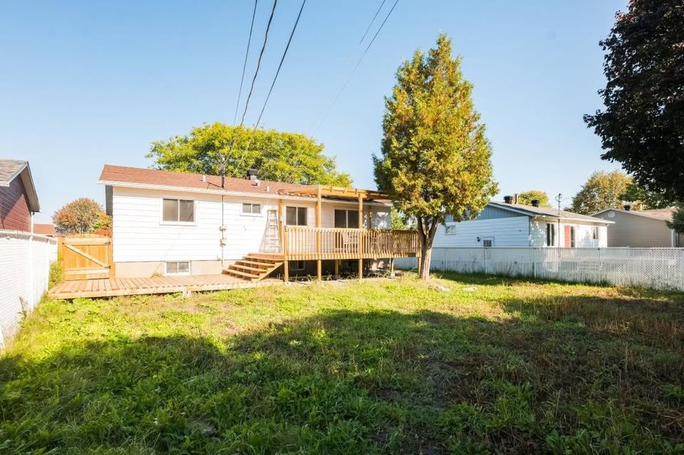Brossard 3 bedrooms house for rent — photo 2