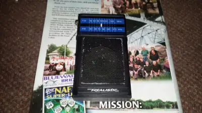 VINTAGE REALISTIC AM - FM TRANSISTOR RADIO, View more
