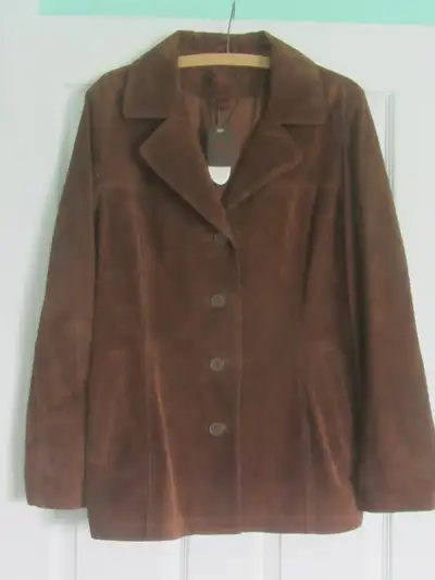 New Women's Suede Jacket From Danier - Size Large, View more