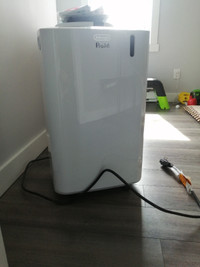 Portable air conditioner - brand new, excellent condition