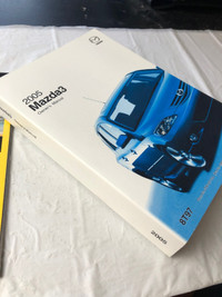 2005 MAZDA3 OWNERS MANUAL AND WARRANTY CARDS #M1115