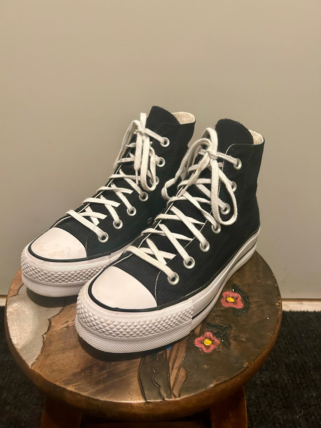 Converse Chuck Taylor All Star Lift Platform High Top (W 6.5) in Women's - Shoes in City of Toronto
