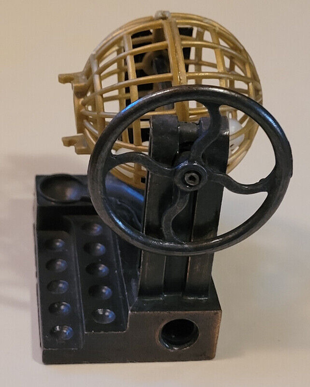 Vintage Die Cast Copper Miniature Bingo Machine Pencil Sharpener in Arts & Collectibles in Oshawa / Durham Region - Image 2