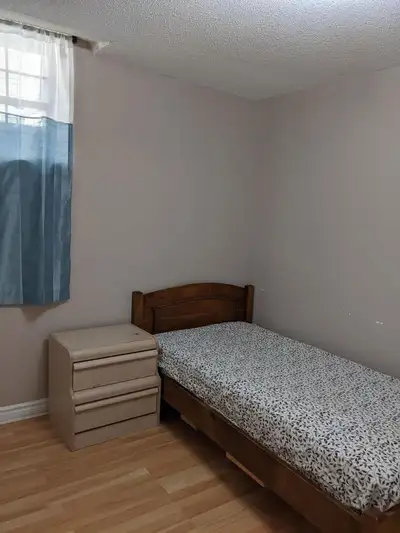 ✨ Fully Furnished 2-Bedroom Basement for Rent – Brampton ✨  Prime Location Near Hwy 410 & Trinity Co...