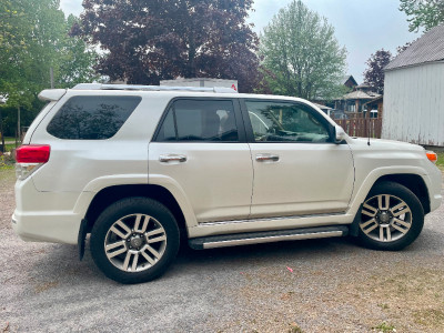 2013 Toyota 4Runner 4WD V6 Limited 7 Seater For Sale